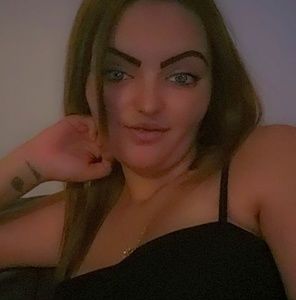 Meet your Posher, Petra